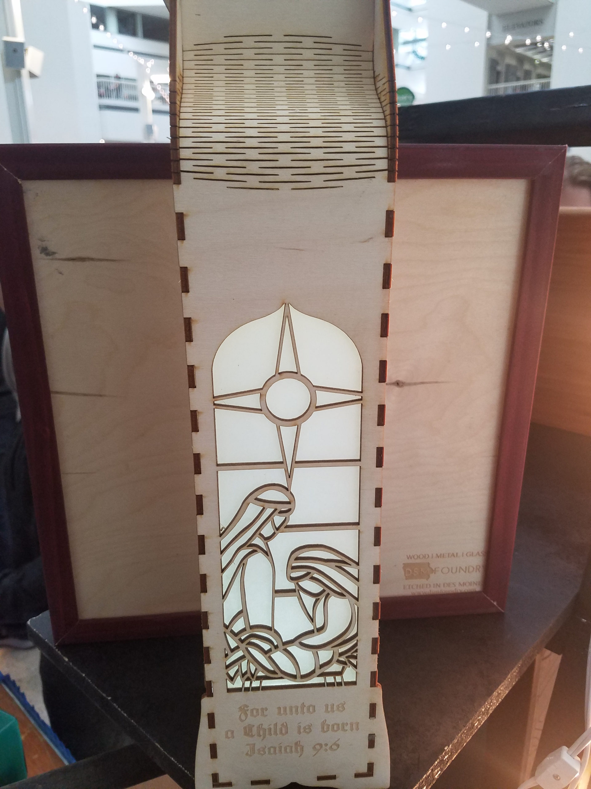 Wine box lantern - Nativity MM Manger